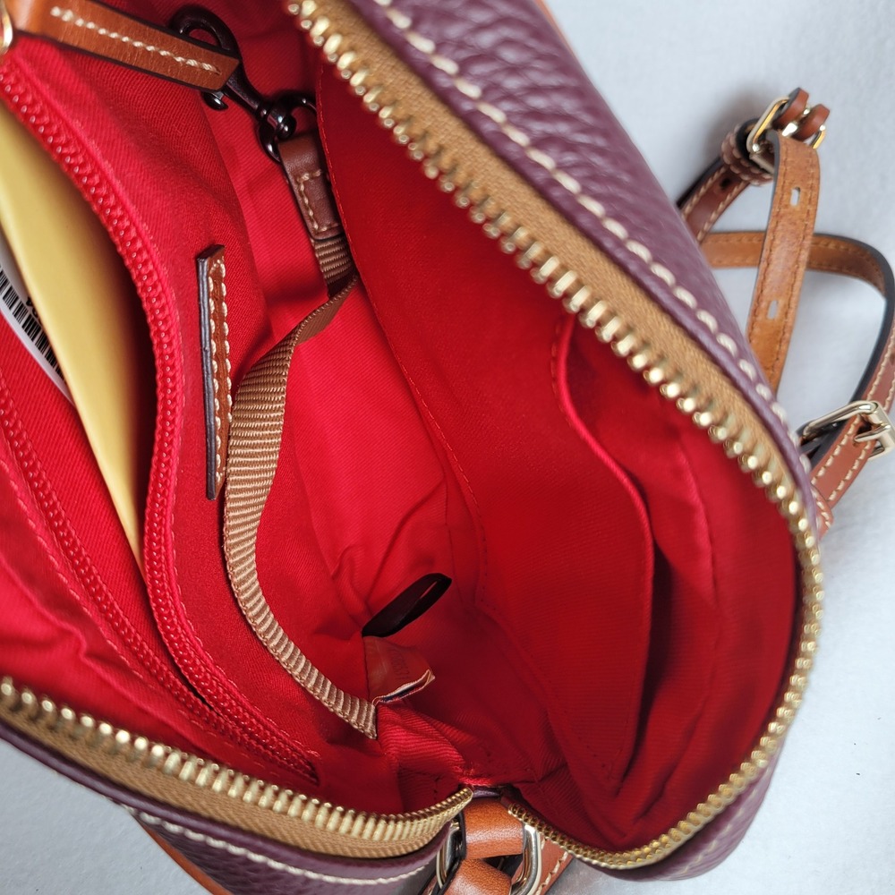 Dooney & Bourke Womens Camera Crossbody Pebble Leather Small Bordeaux Burgundy - Picture 2 of 12